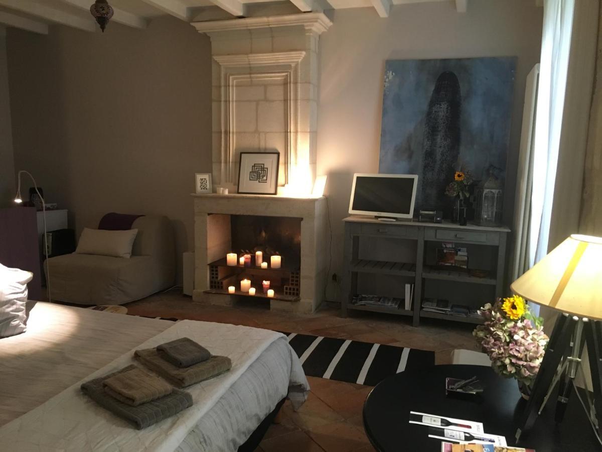 Le Pain De Lune Gite Et Chambre D'Hotes Avec Piscine Bourg-sur-Gironde Exteriör bild