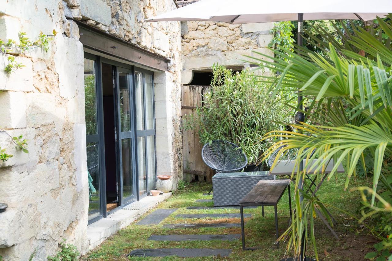Le Pain De Lune Gite Et Chambre D'Hotes Avec Piscine Bourg-sur-Gironde Exteriör bild